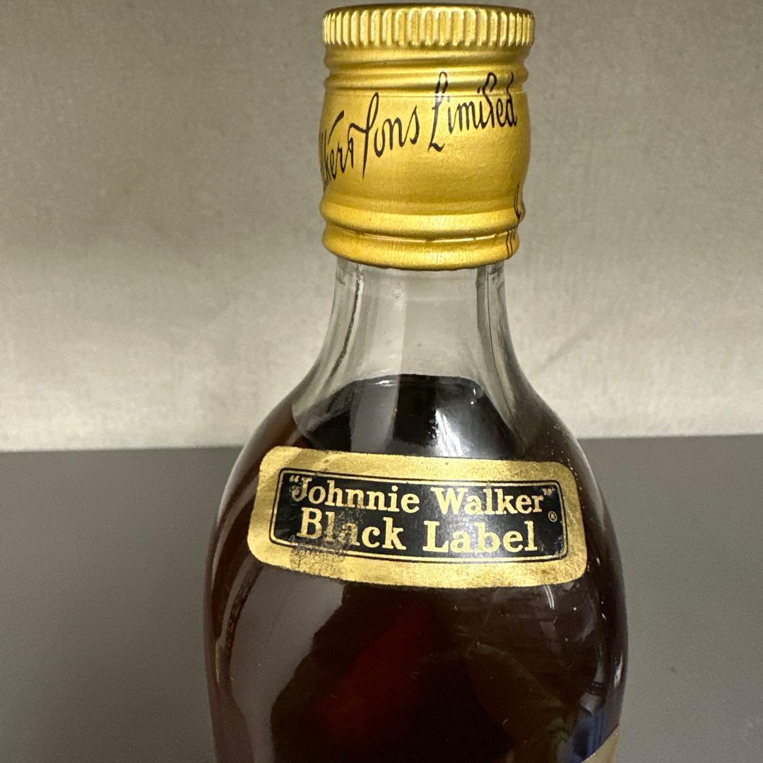 特級ジョニーウォーカーBLACK LABEL 760ml 白紋章 金キャップ