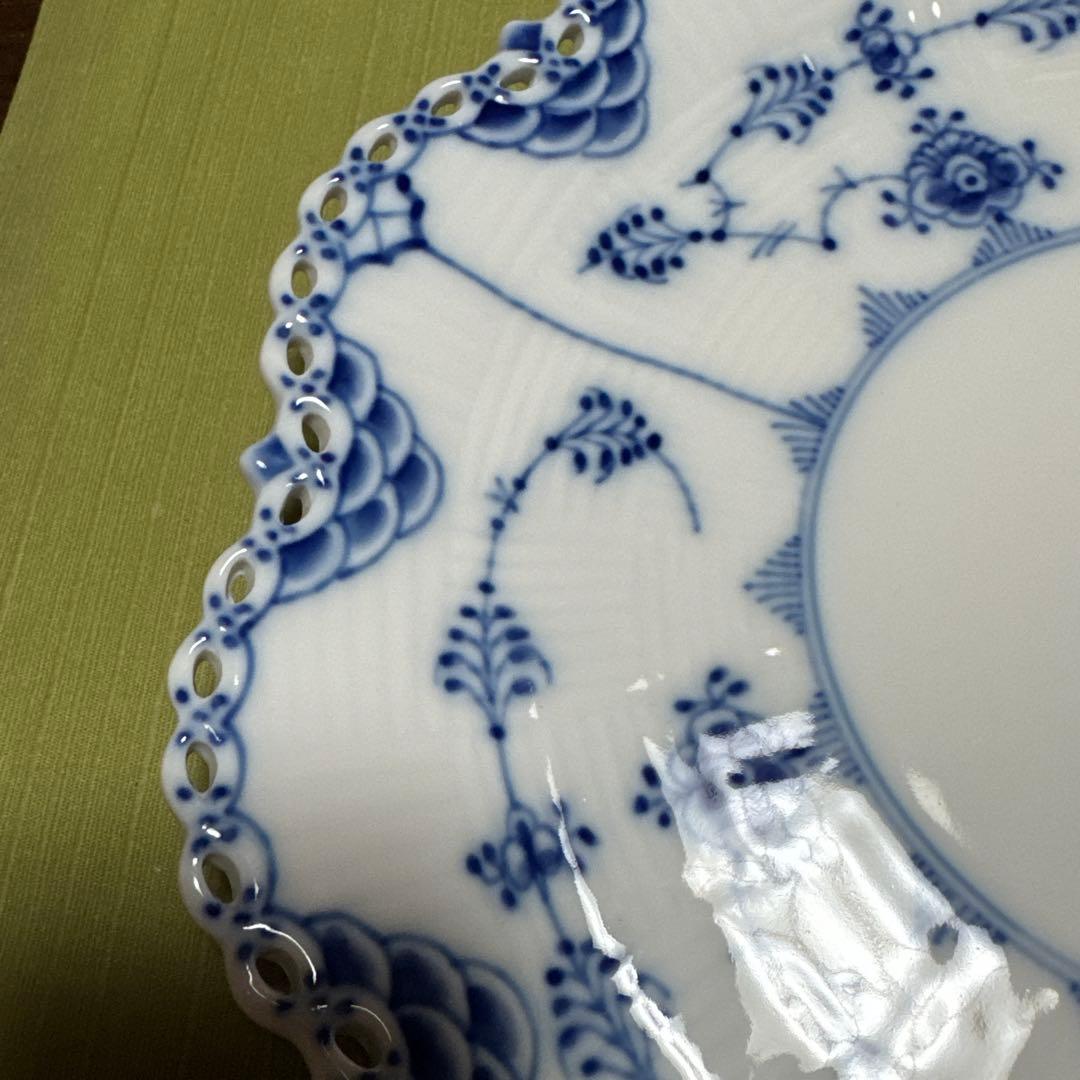 ロイヤルコペンハーゲン　ブルーフルーテッド　フルレース　フラワーディッシュ
