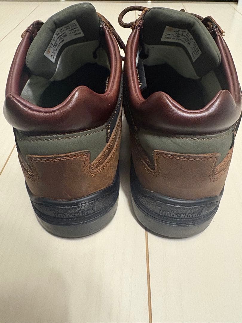 Timberland Moc Toe Mid GTX ブラウン