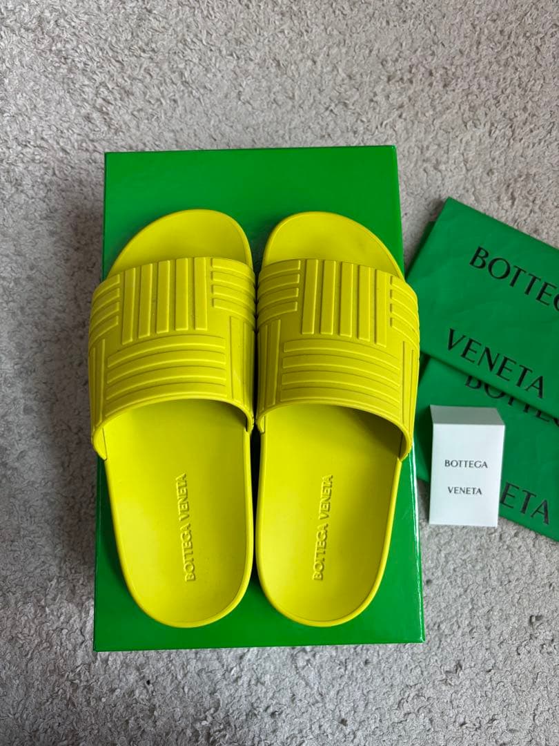 【最終お値下げ】新品未使用　BOTTEGA VENETA ラバー　サンダル