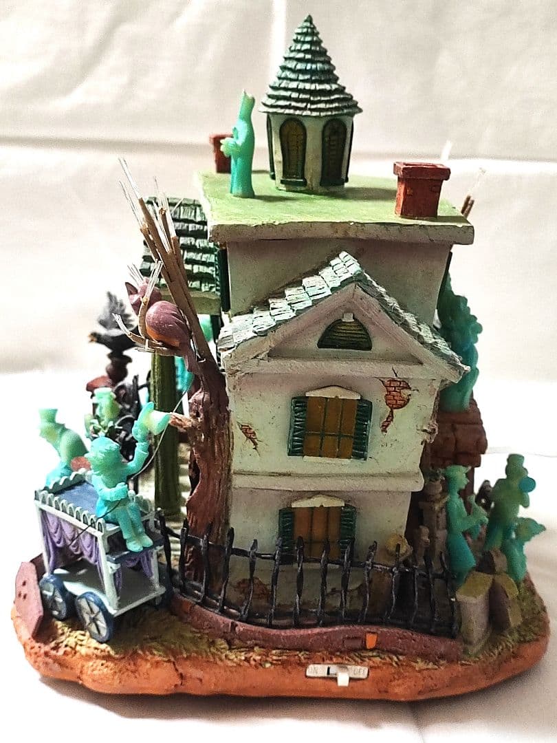 ホーンテッドマンション・ライトアップハウス フィギュア