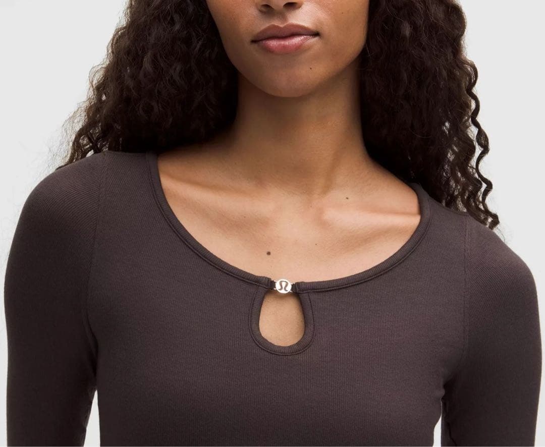 lululemon Hold Tight キーホールネック長袖シャツ