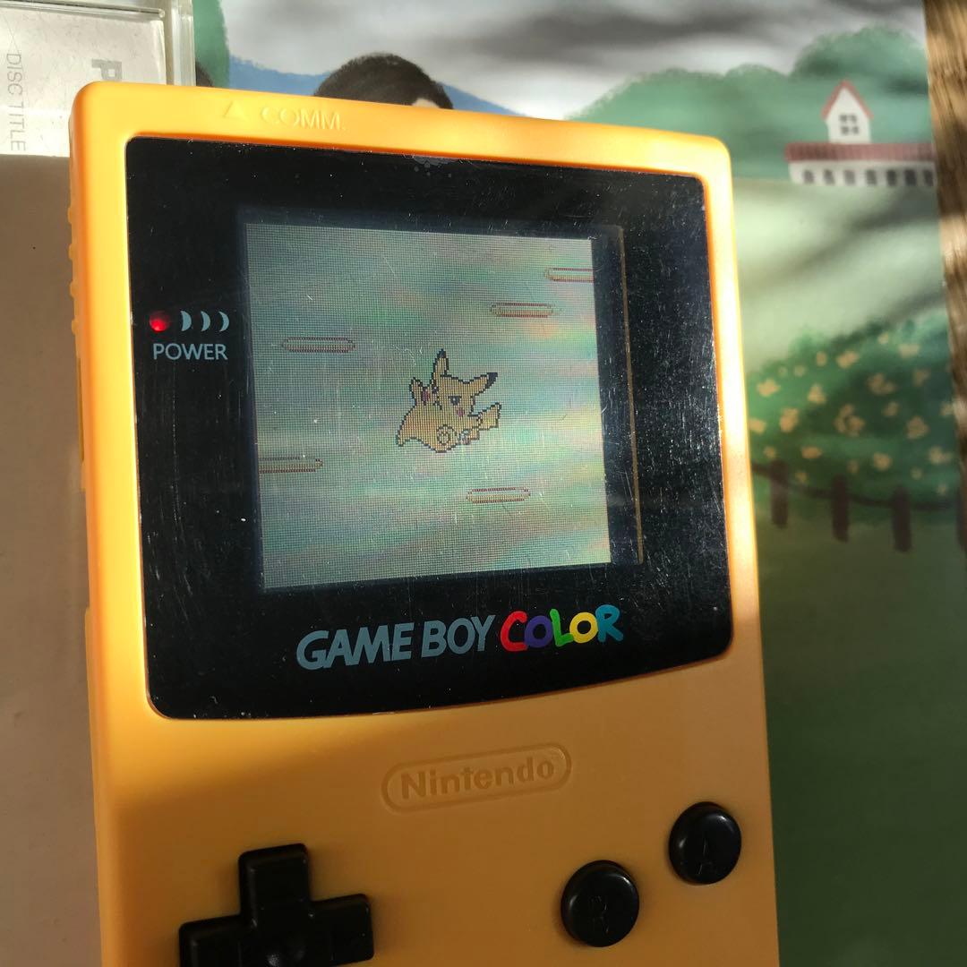 任天堂ゲームボーイカラーの❤️人気のイエロー極美品