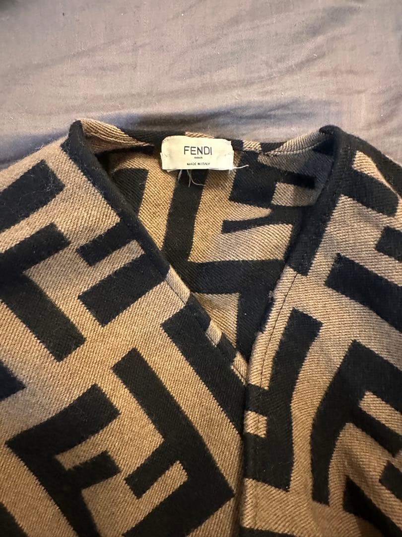 FENDI FFロゴポンチョ ケープ ウールシルク ズッカ柄