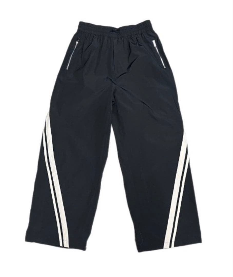 Chikashitsu+ セットアップ トラックジャケットとトラックパンツ