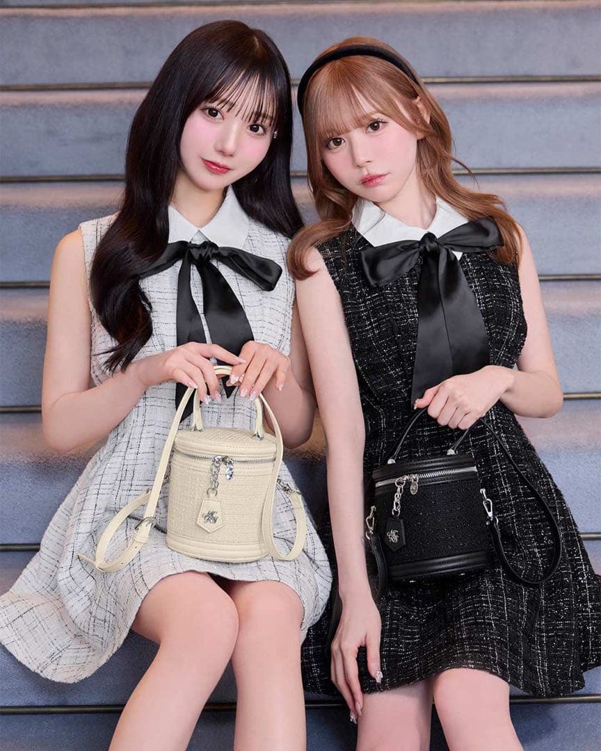 【完売品】XS リボンツイードミニワンピース ミシェルマカロン 数時間着用