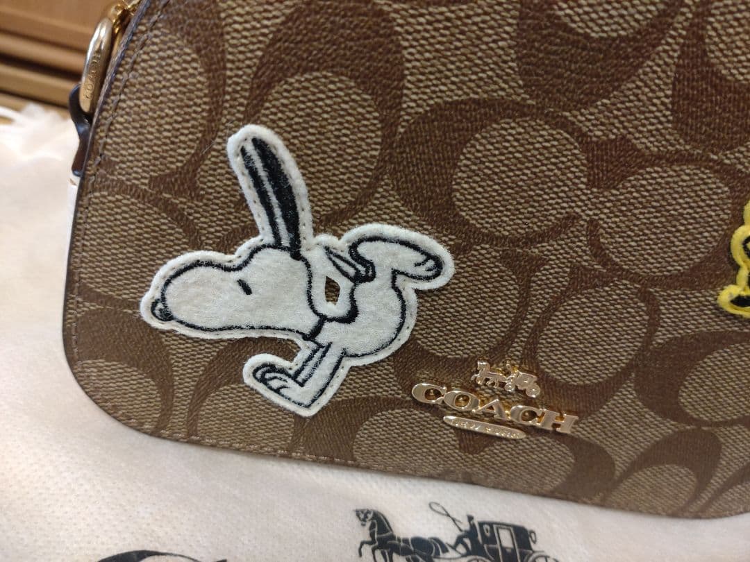 COACH　スヌーピー　ショルダーバック