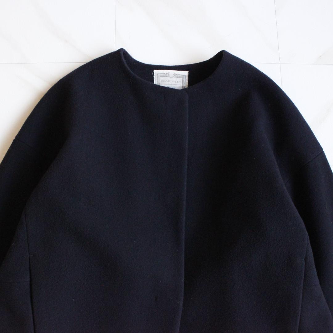 BEADSLEY 後ろぷっくりウールショートコート Fサイズ ネイビー