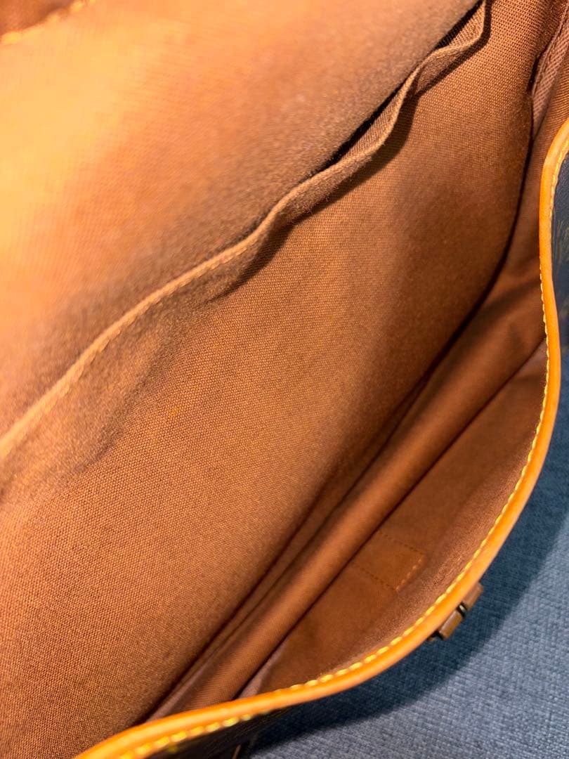 LOUIS VUITTON ルイヴィトン M42254 ソミュール35