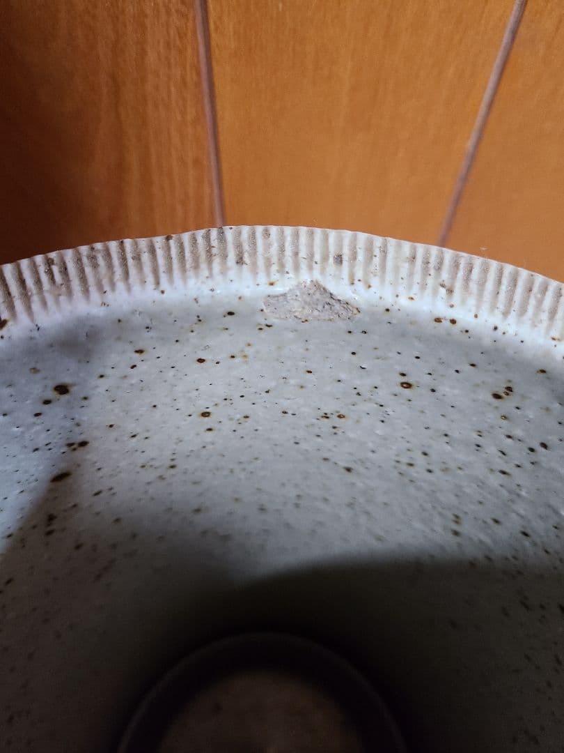 値下げしました。有田焼　岩尾磁気ベセラ陶器傘立て