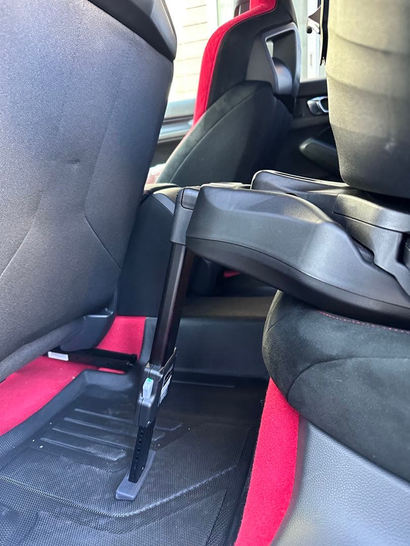 カーメイト エールベベチャイルドシート BFS11A オフホワイト