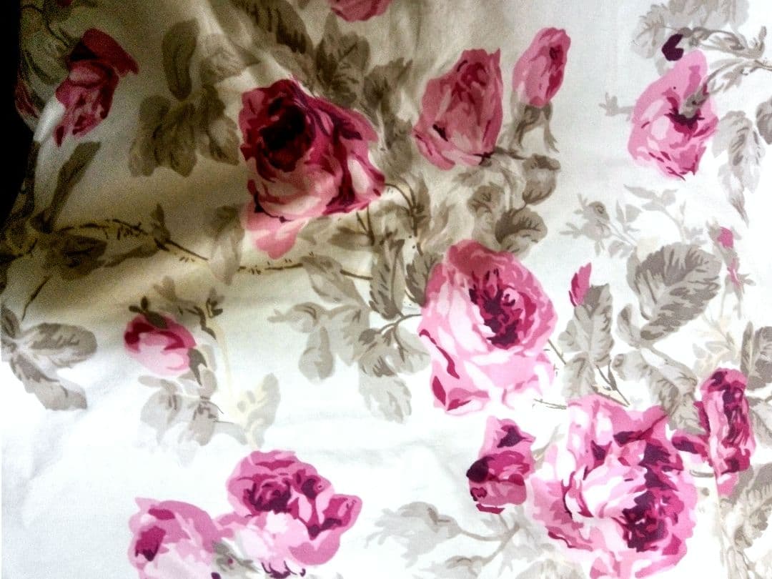 ローラアシュレイ、未使用品、布団カバー、大判枕カバー’、エプロンの３点セット