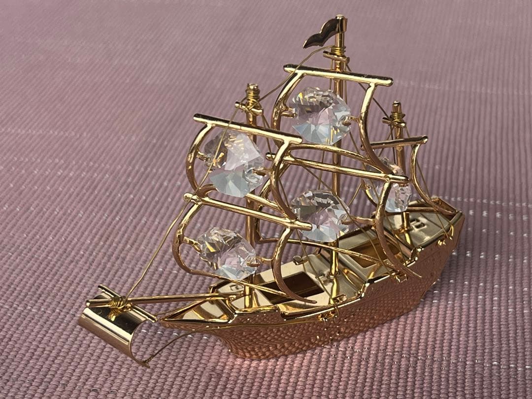 クリスタル テンプテーションズ置物7個セット　4K金メッキ