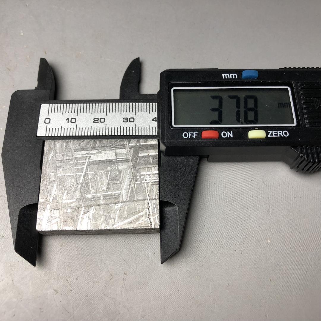 禄*様 ギベオン隕石 Gibeon Meteoriteメテオライト 72g ケー