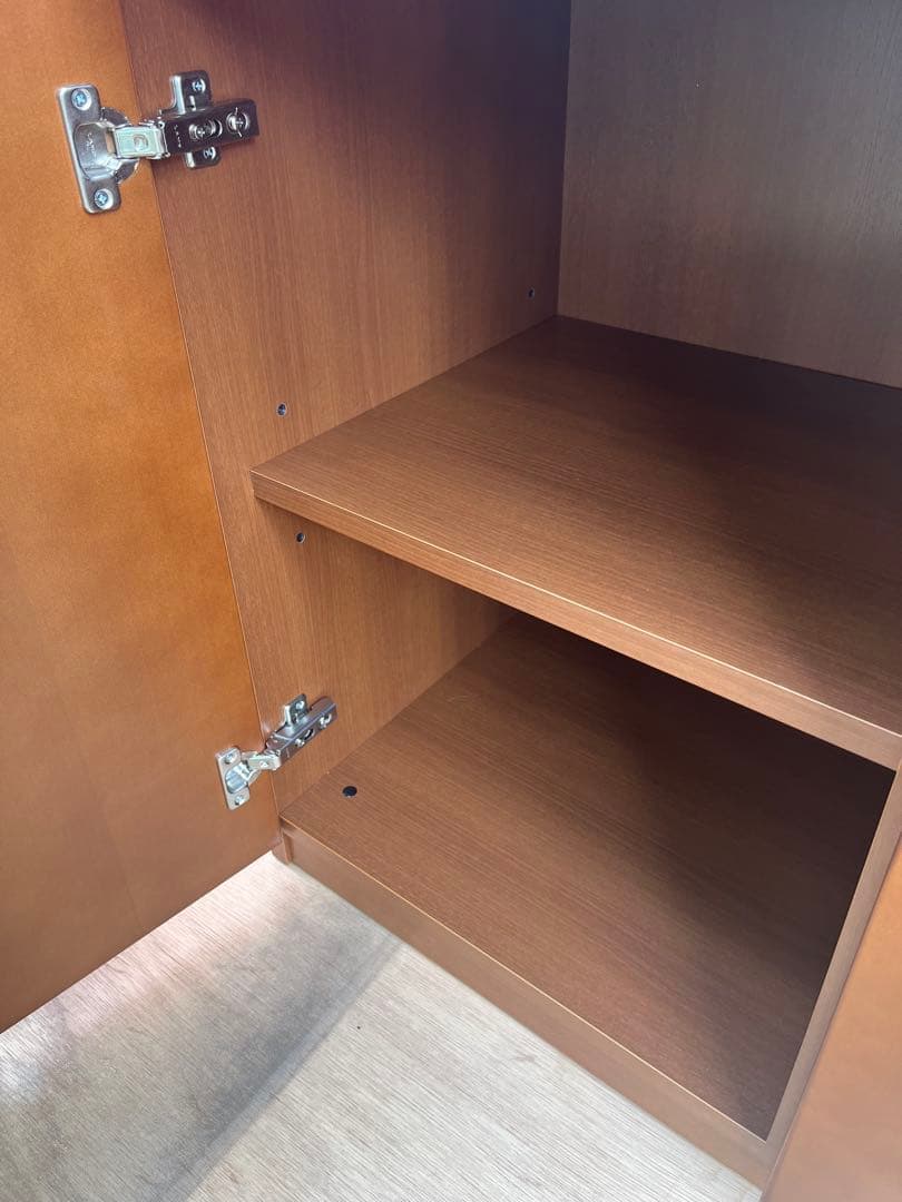 Oliver オリバー　サイドボード　34万　美品　展示品　モダン　キャビネット