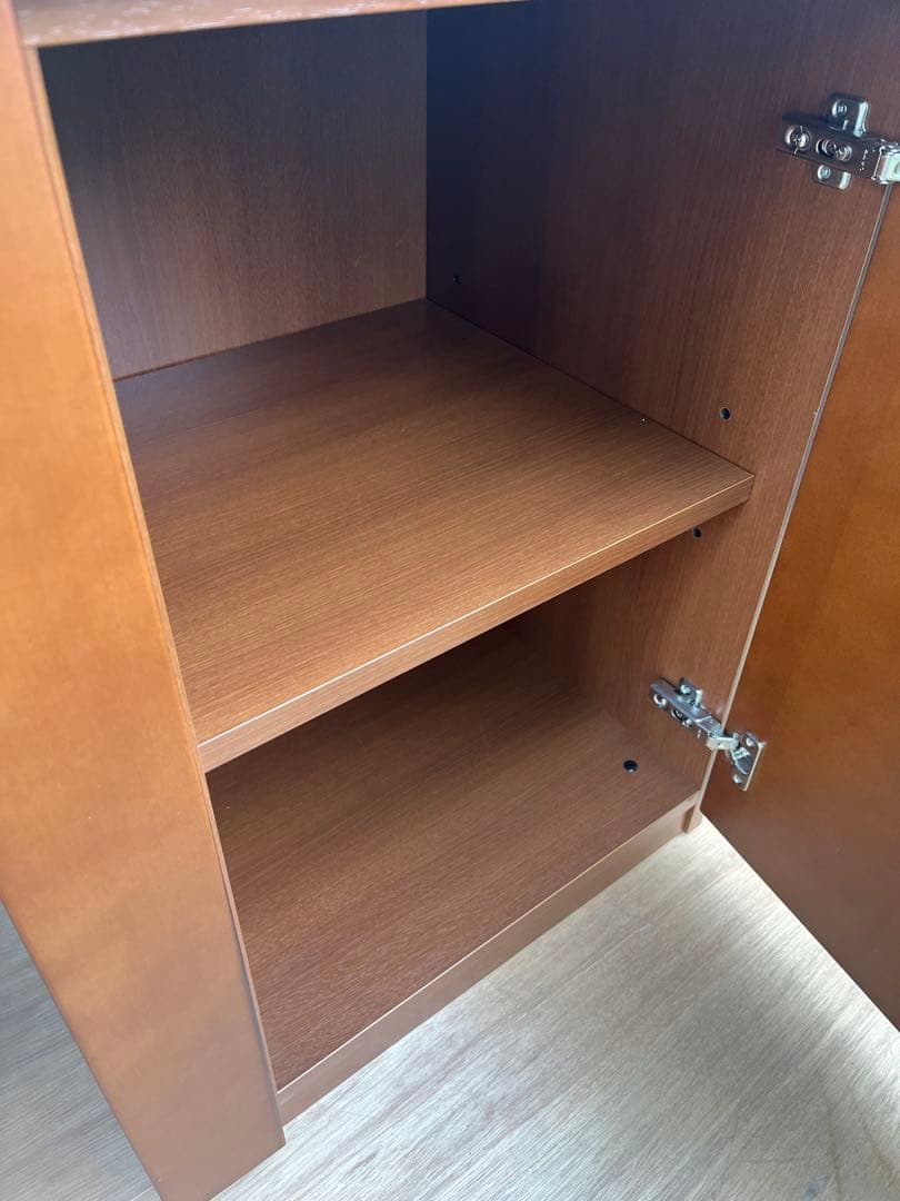 Oliver オリバー　サイドボード　34万　美品　展示品　モダン　キャビネット