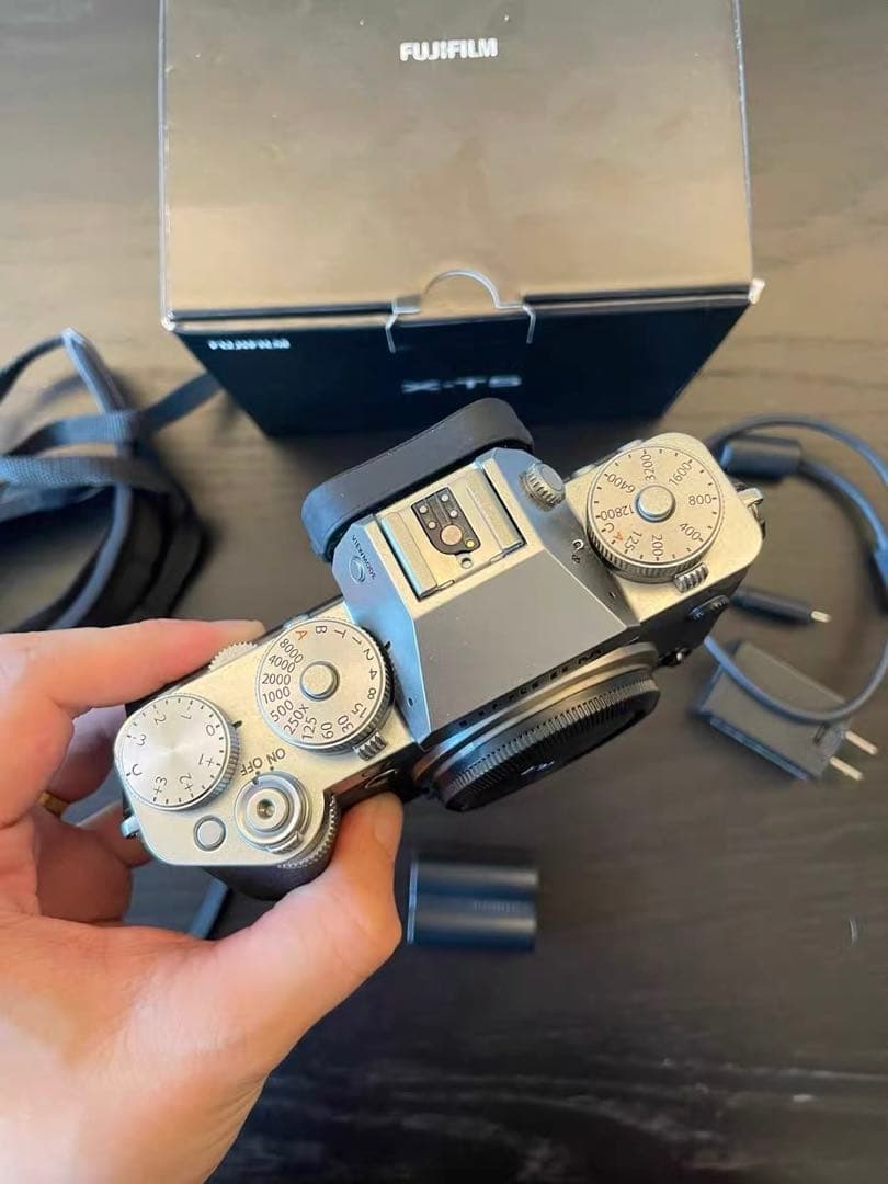 FUJIFILM X-T5 デジタル一眼レフカメラ 本体