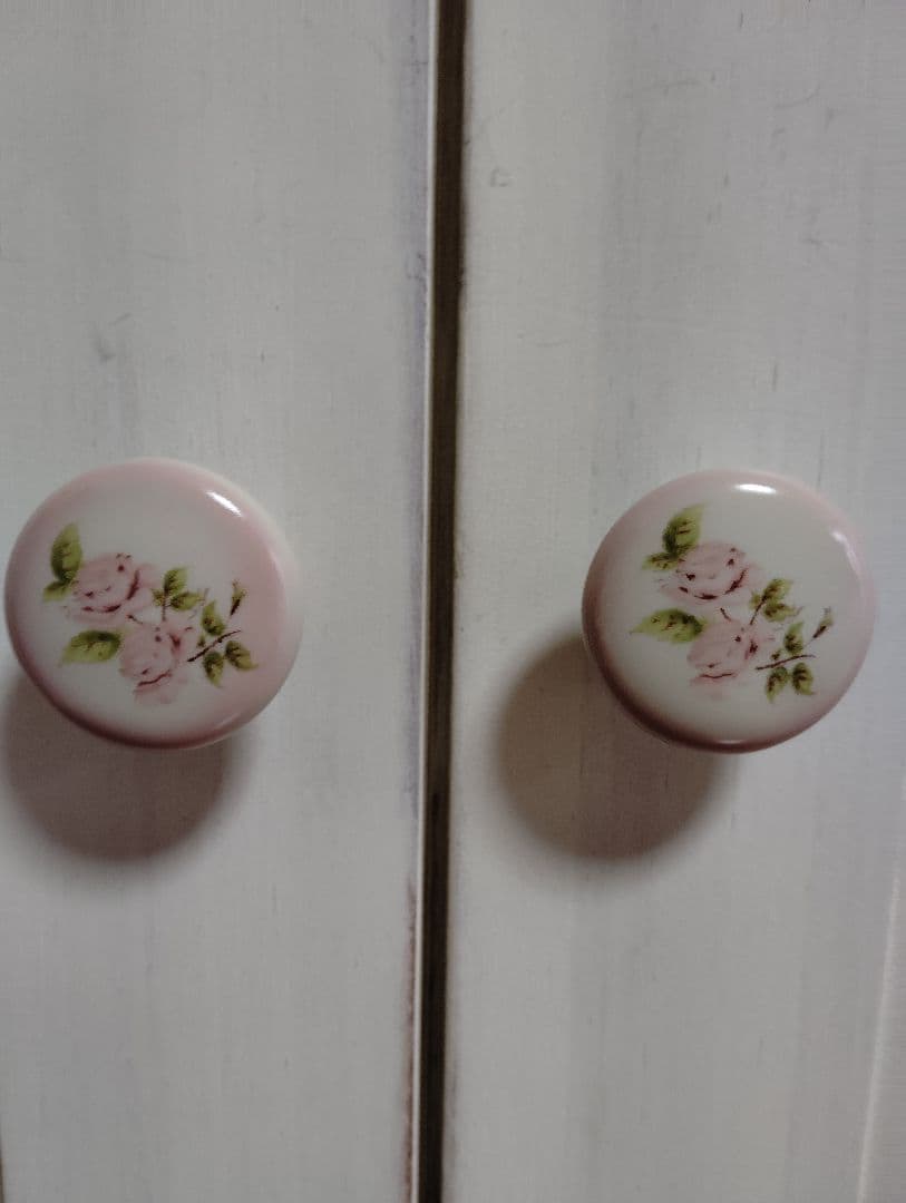 イマン、ダイアナローズ、白家具、カントリー家具フレンチカントリー家具キャビネット