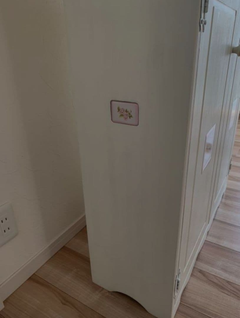 イマン、ダイアナローズ、白家具、カントリー家具フレンチカントリー家具キャビネット