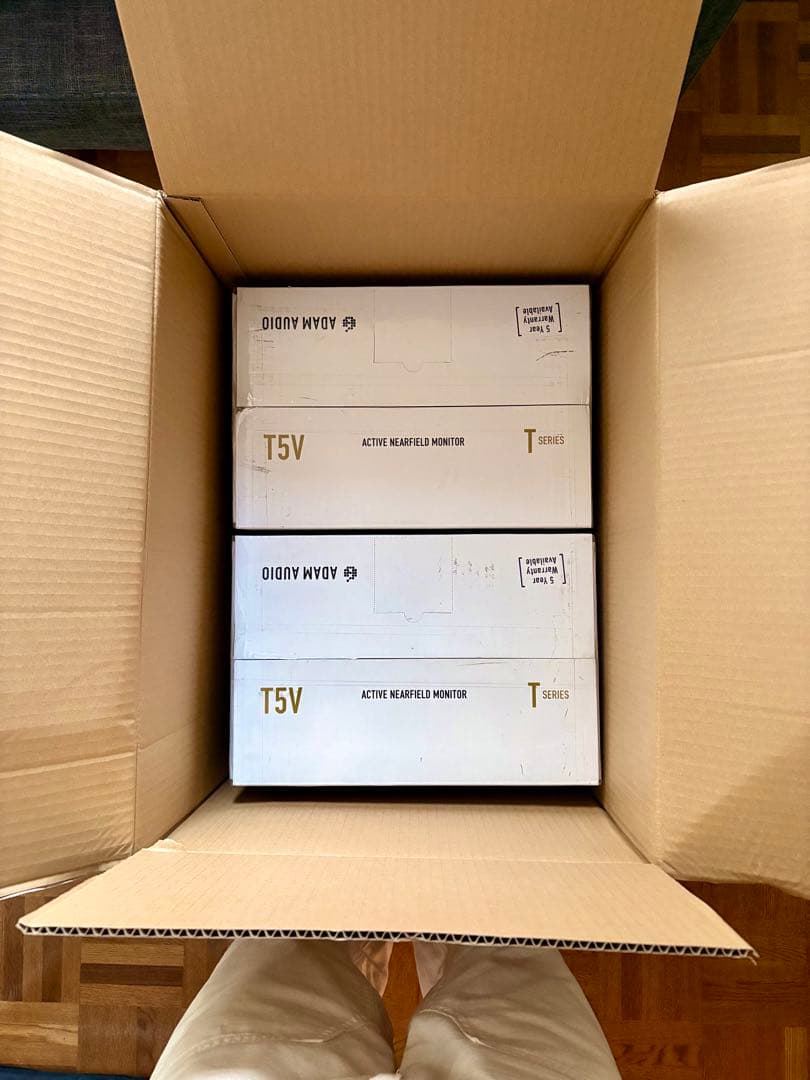 ADAM AUDIO T5V ペア　新品　未使用