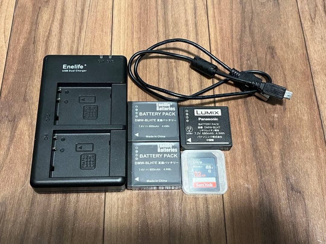 コンデジPanasonic LUMIX LX9