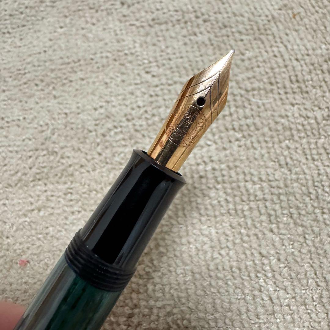 ペリカン万年筆　#400 緑縞　14K -585 EF