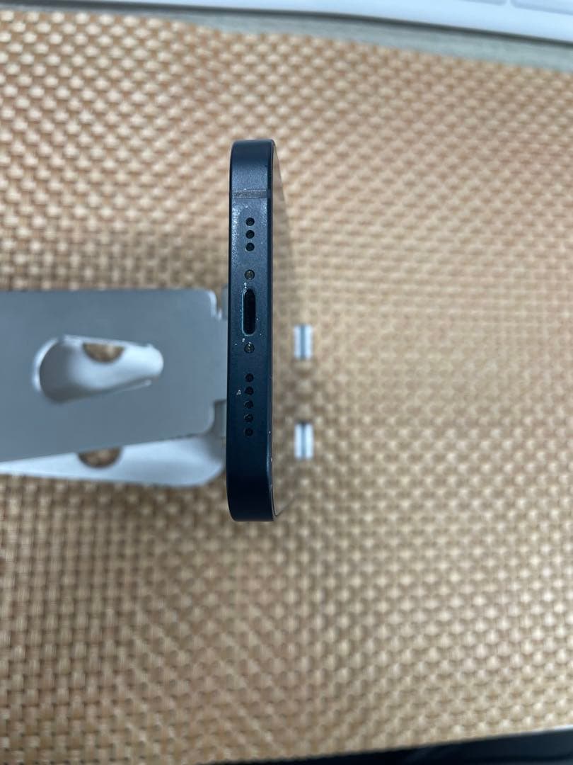 iPhone 13 128 GB ミッドナイトSIMフリー【8273】