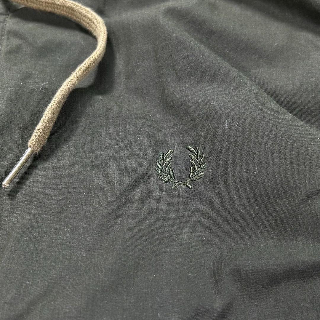 【フレッドペリー】モッズコート　カーキ　メンズS 背中ロゴワッペン　刺繍