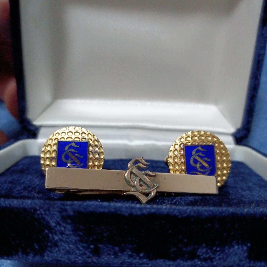 相模カンツリー倶楽部 銀製カフスボタンとK9タイピン