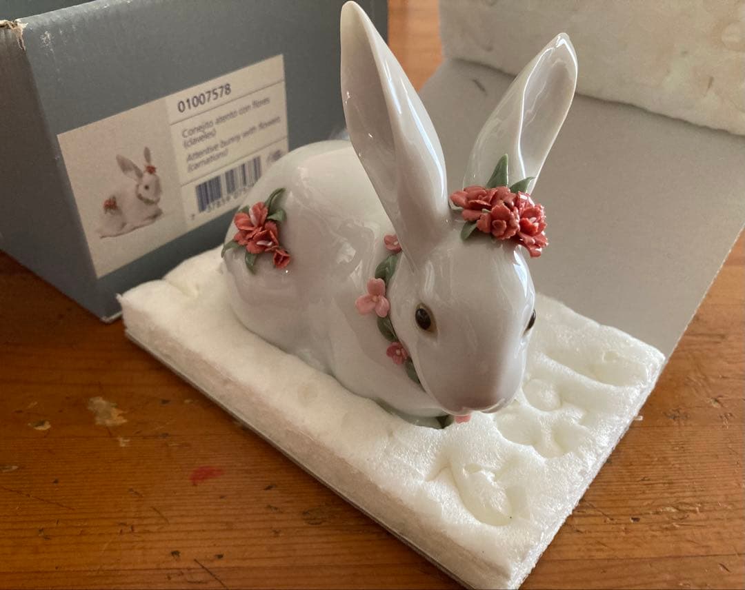 LLADRO リヤドロ 花うさぎ スペイン#7578陶器製箱付 新品未使用品レア