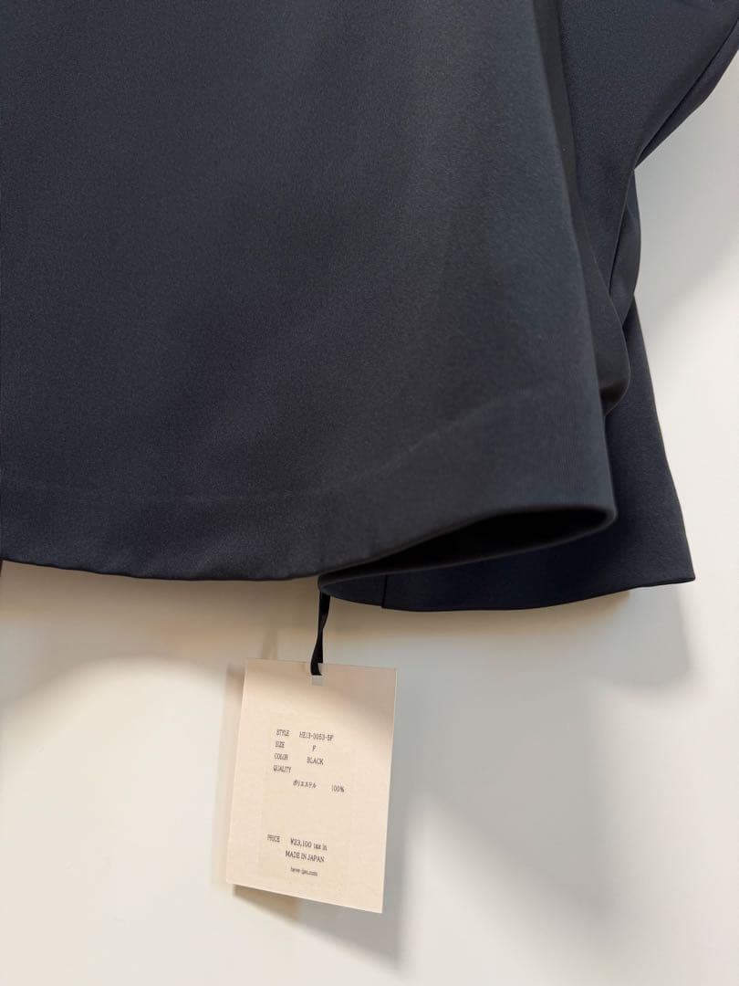 Heve 2025A/W カットオフショルダー　新品