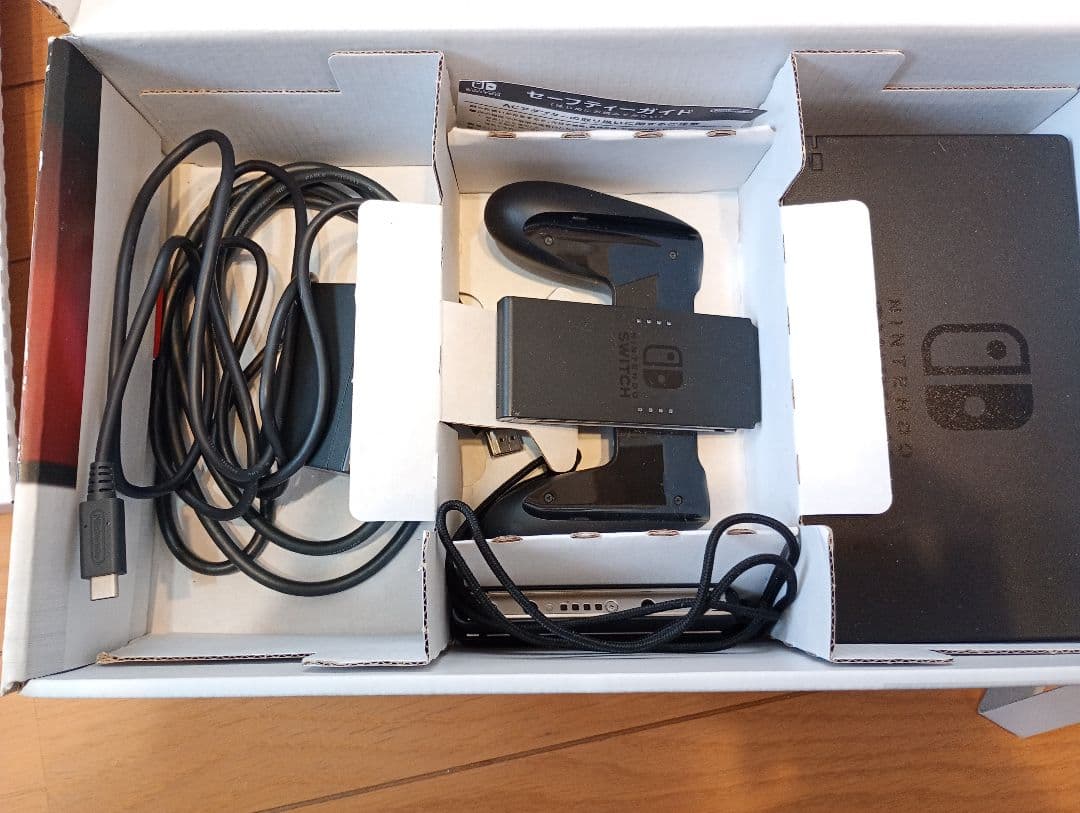 【お得】NintendoSwitch 本体 ネオンブルー・レッド + ソフト2本