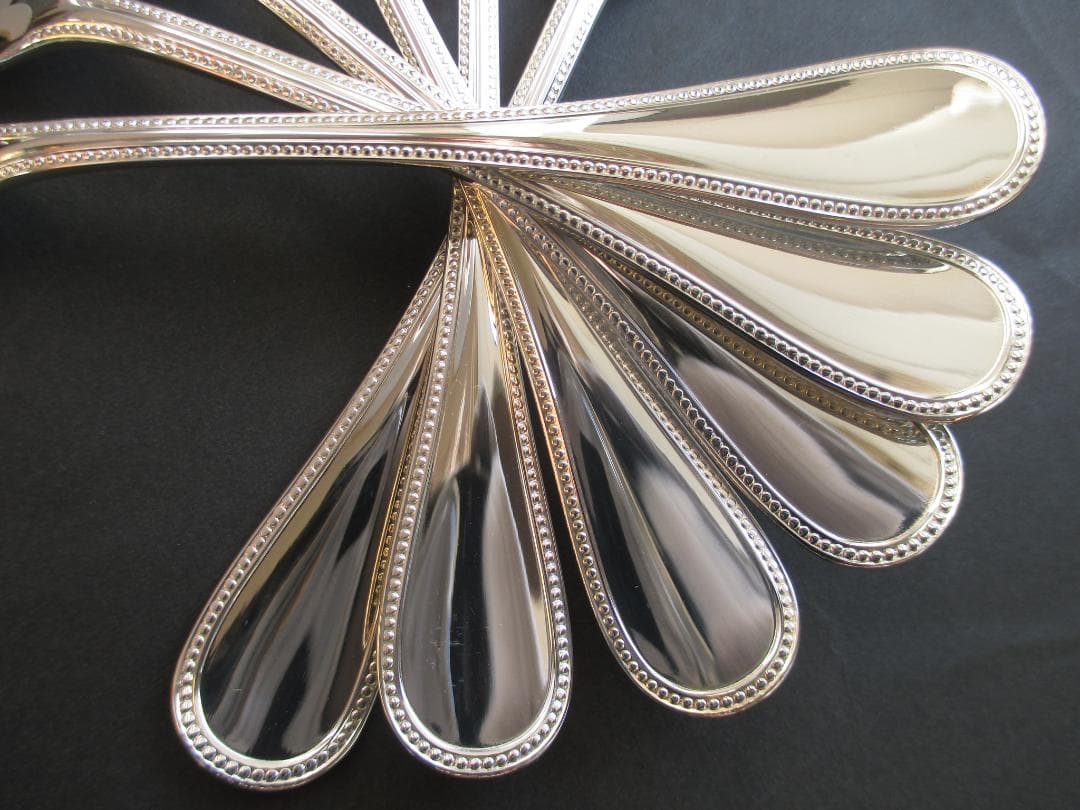 極美品☆高級銀器クリストフルシルバー銀Pカトラリー１２本　人気のパール　収納箱付