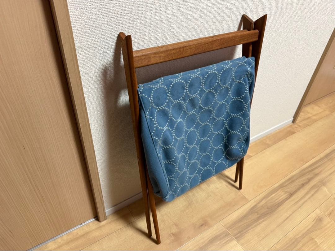 kilta magazine rack（キルタ マガジンラック）
