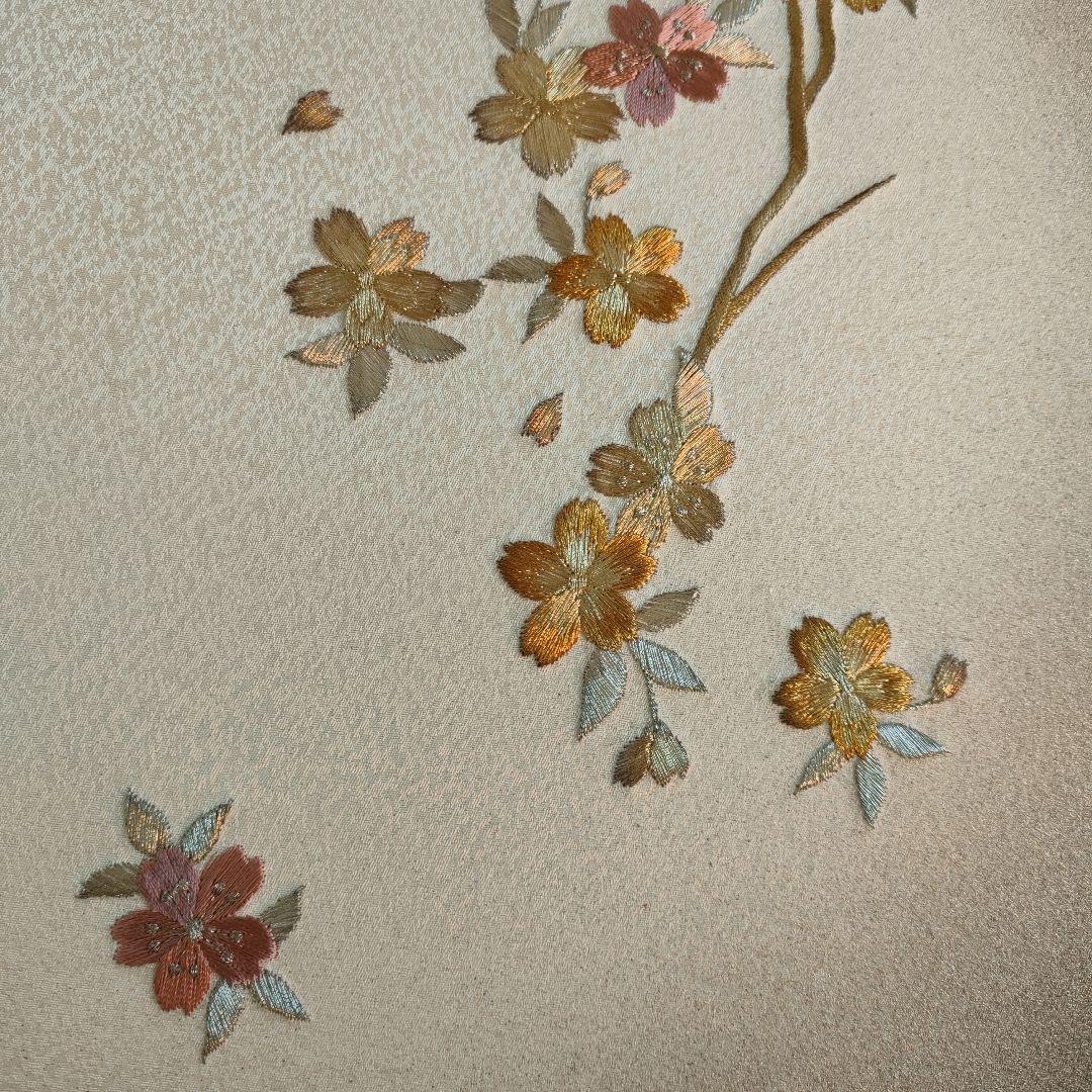 雛道具　雛人形　二曲屏風　桜刺繍　Ｐボカシ20号　屏風のみ出品(高さ60cm)