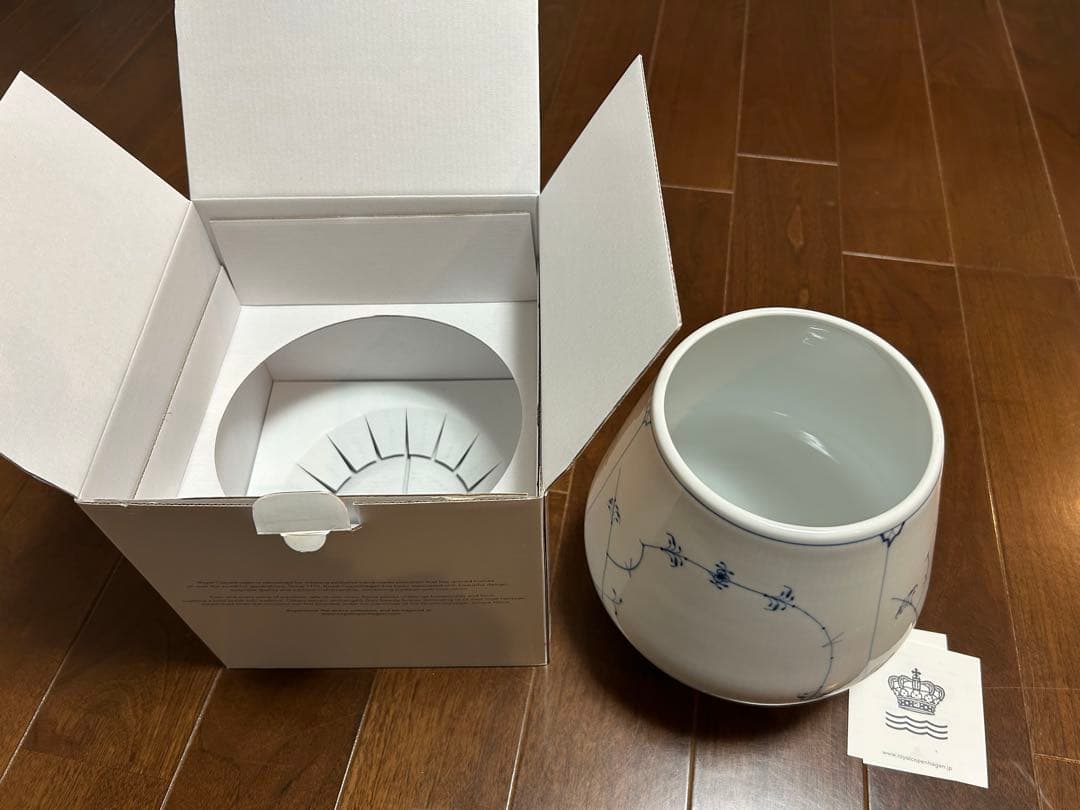 未使用　箱付　  フラワーベース