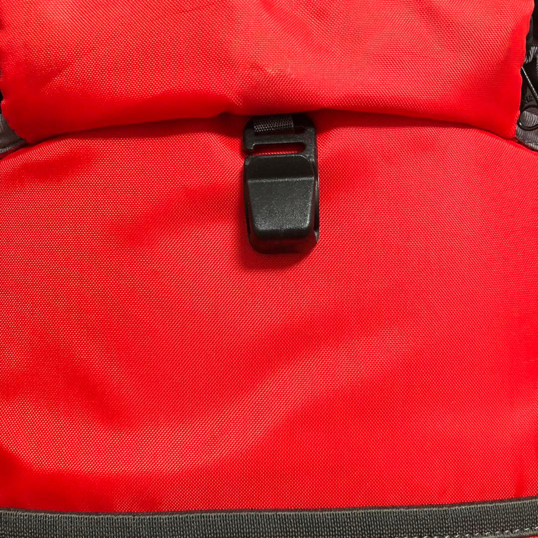 美品　廃盤レア　パタゴニア　スノードリフター　20L スノーボード着用可