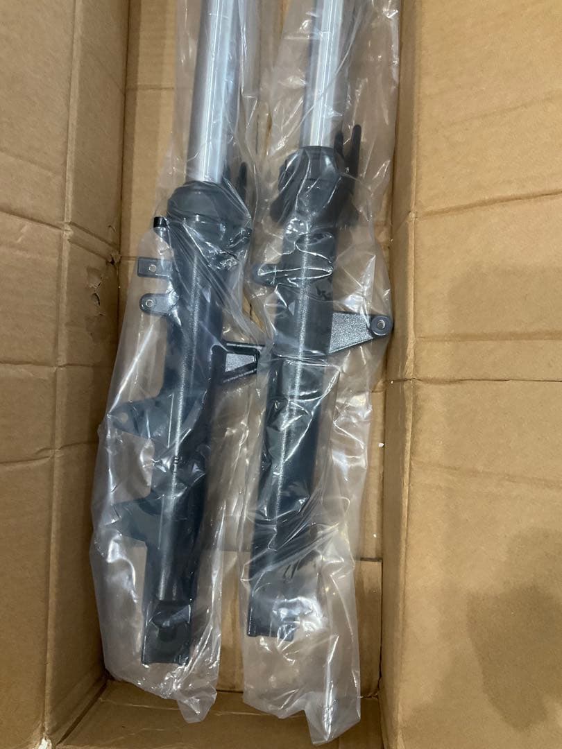 スズキ GSR250系 GJ55D 新品フロントフォーク サスペンション 左右