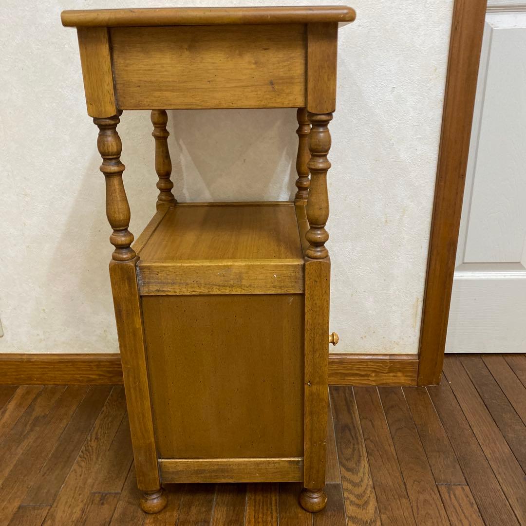 カリモク【電話台】 木製　アンティーク　花台 収納棚