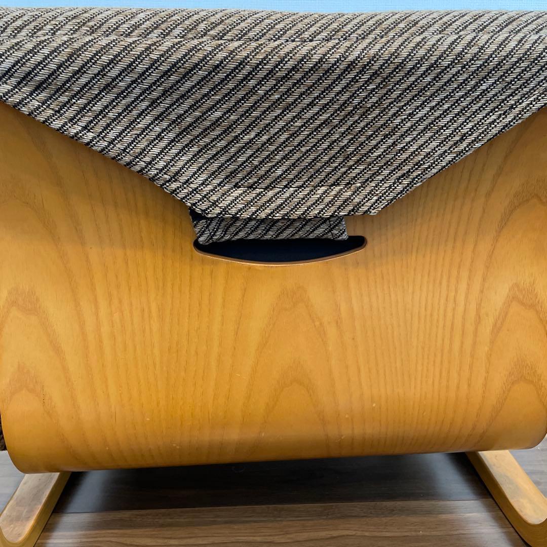 新日本木工制作の低座椅子