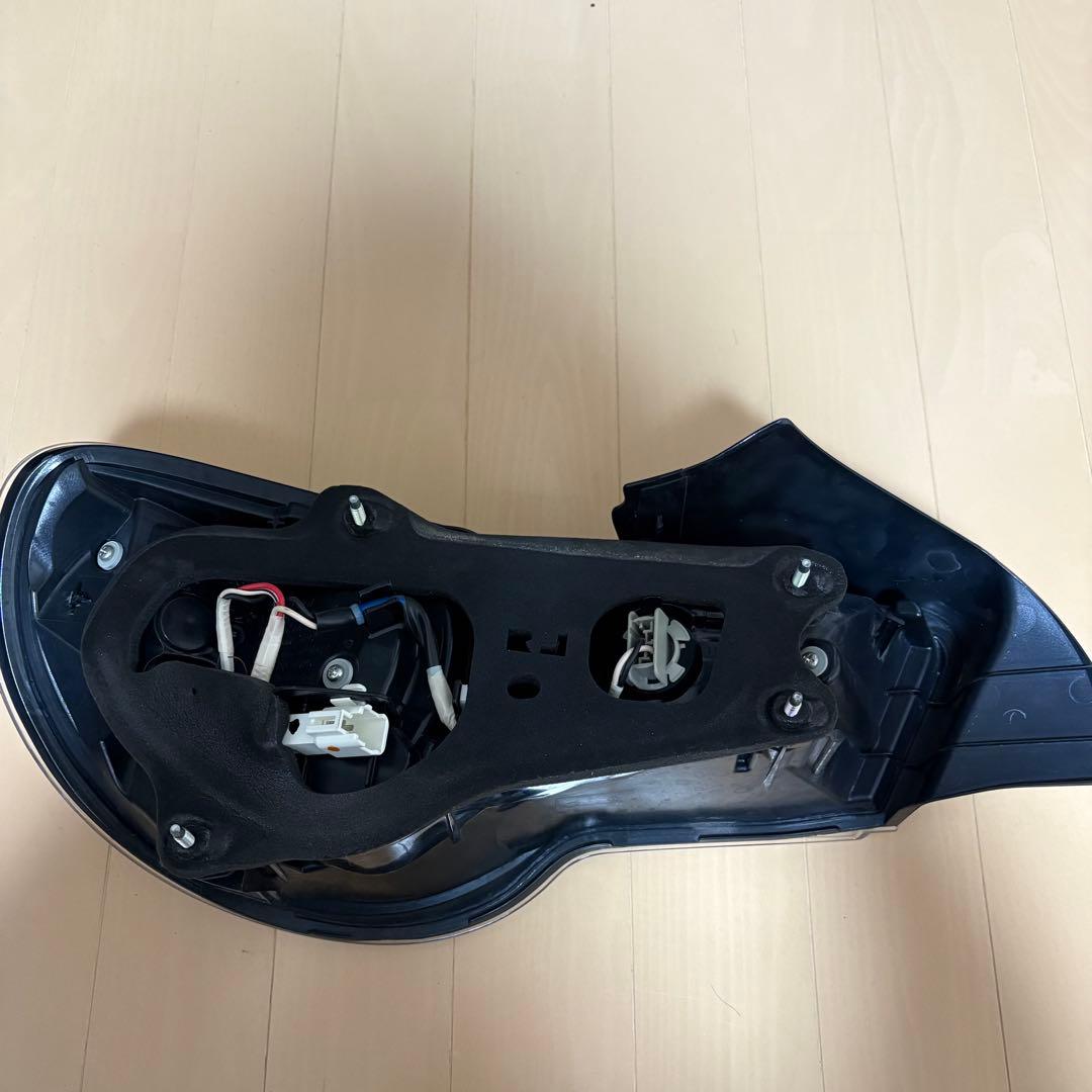 86 / BRZ 前期 テールランプ 左右セット 点灯確認済み