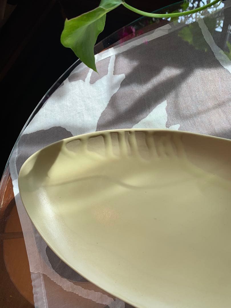 クリスチャンヌ　ペロション　ストーンウエア　　レモンイエロー　ロングオーバル型