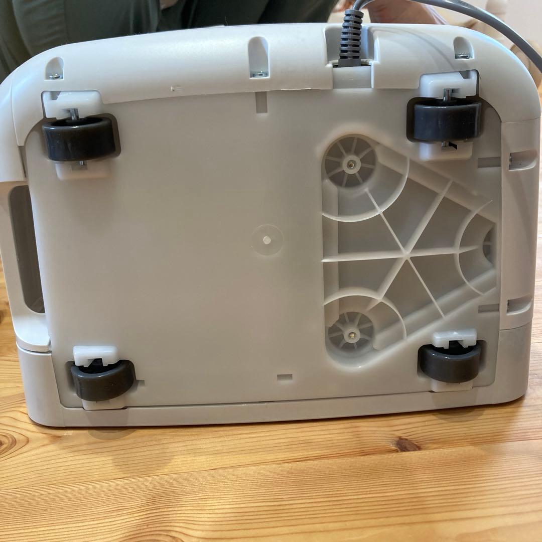 衣類乾燥除湿機　CV-S180 SHARP ホワイト