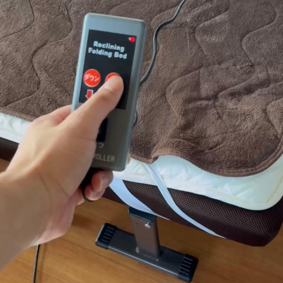 電動折りたたみ式ベッド セミシングル ブラウン