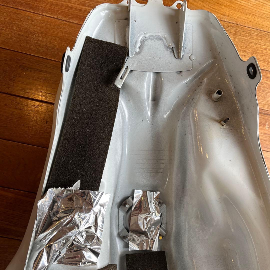 HONDA CB1300 SC タンク ホワイト/レッド