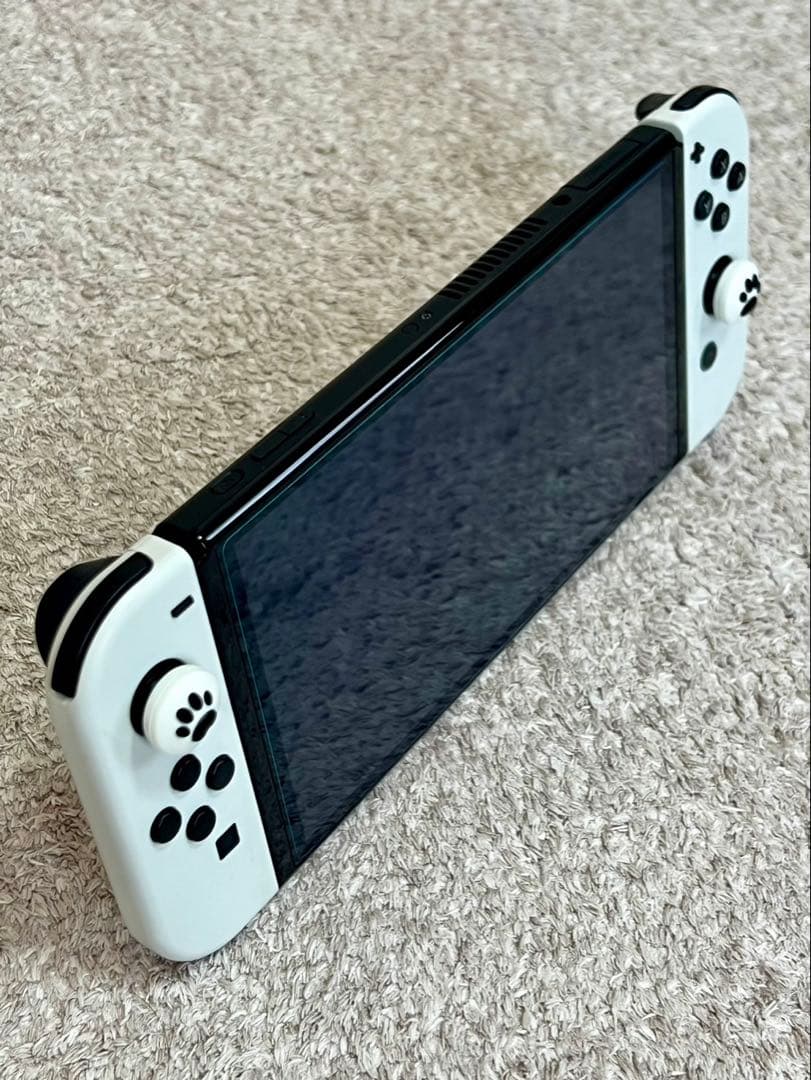 【美品】Nintendo Switch　有機ELモデル　ホワイト