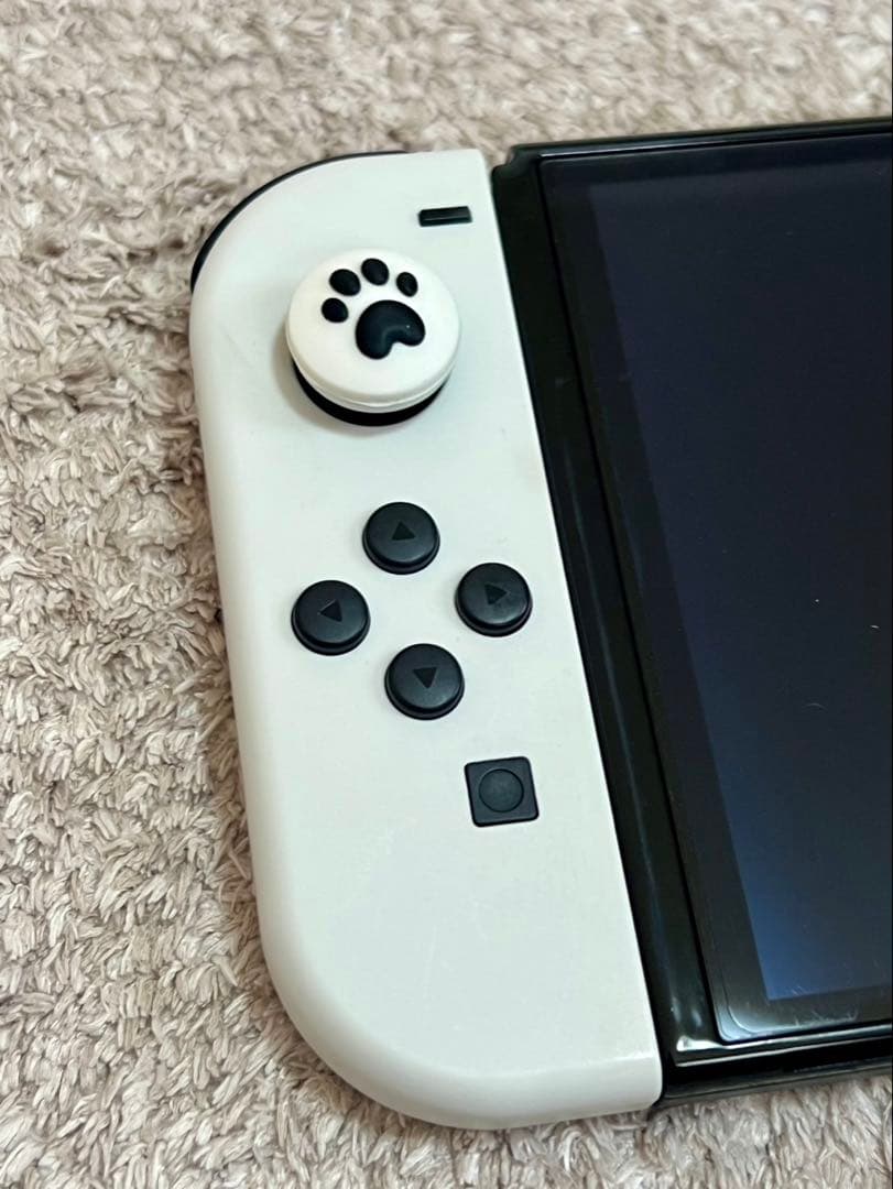 【美品】Nintendo Switch　有機ELモデル　ホワイト