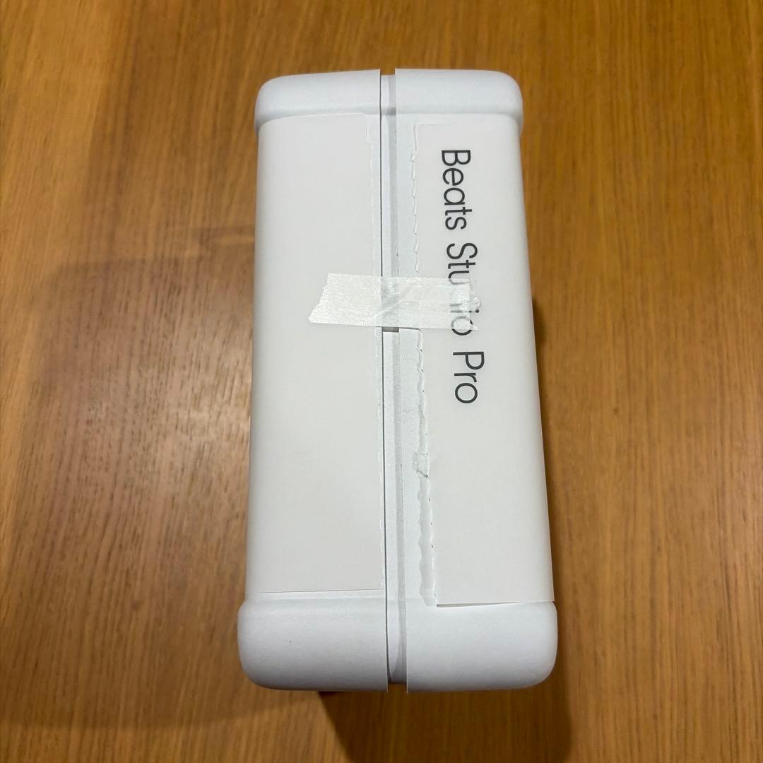 Beats Studio Pro サンドストーン