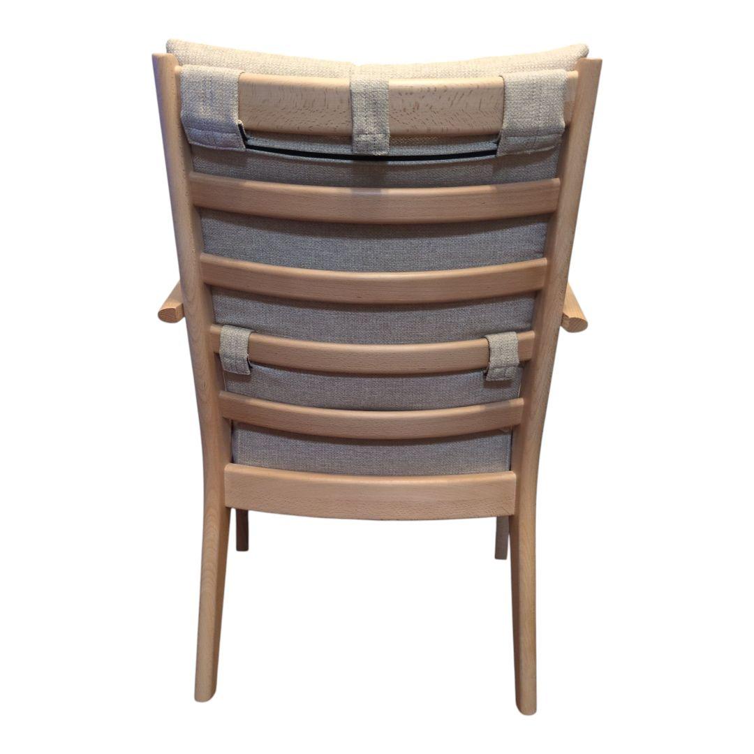 未使用に近い ニトリ ダイニングチェア NコレクションC-27M肘/DC