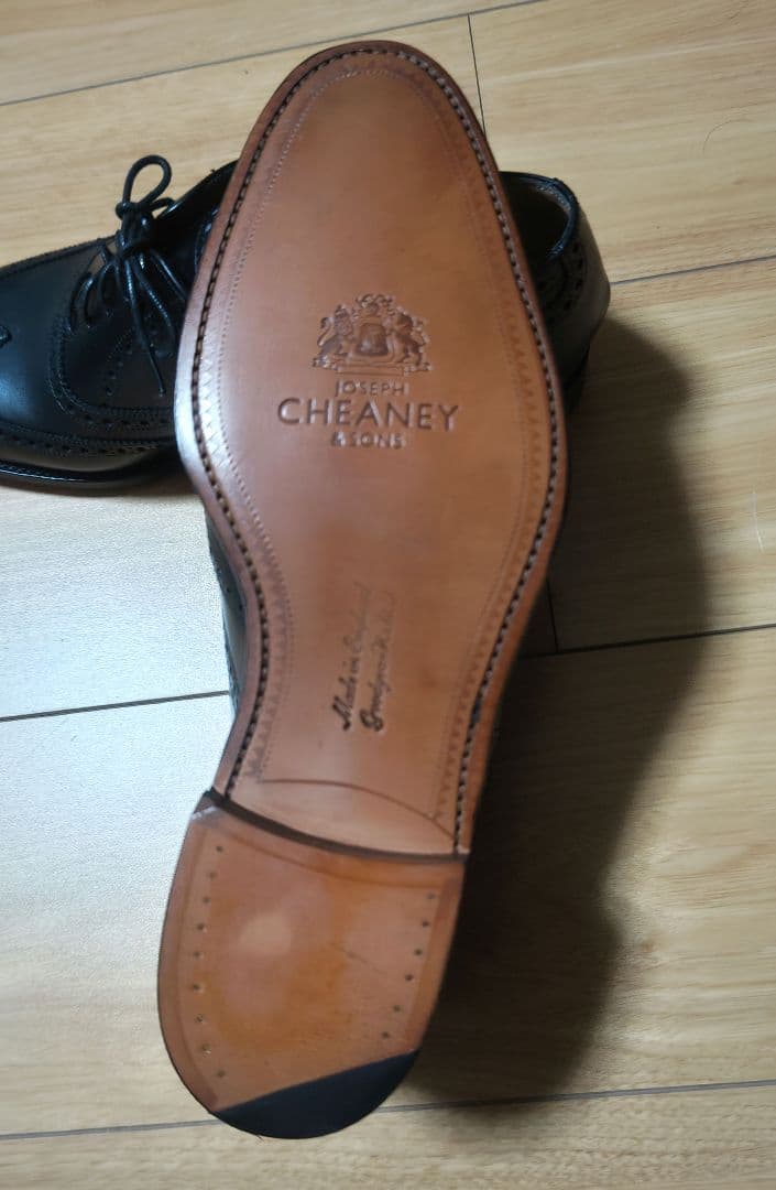 1/12まで値下げ　【未使用】ジョセフ チーニー　8(26.5〜27cm相当)